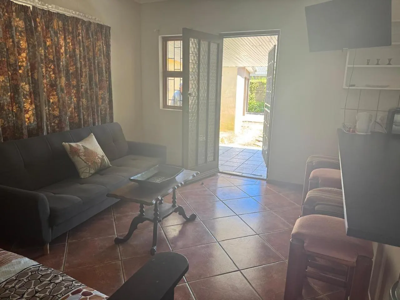 Guest house Broadway Guesthouse Durbanville